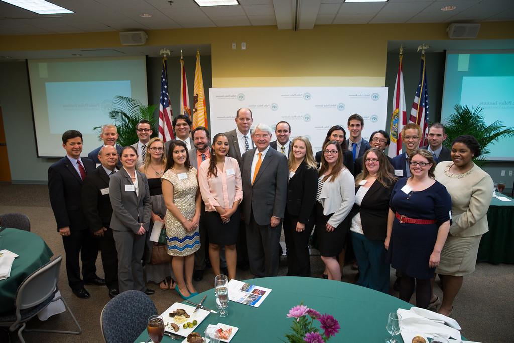 Congressman Bob Graham and Public Policy students.